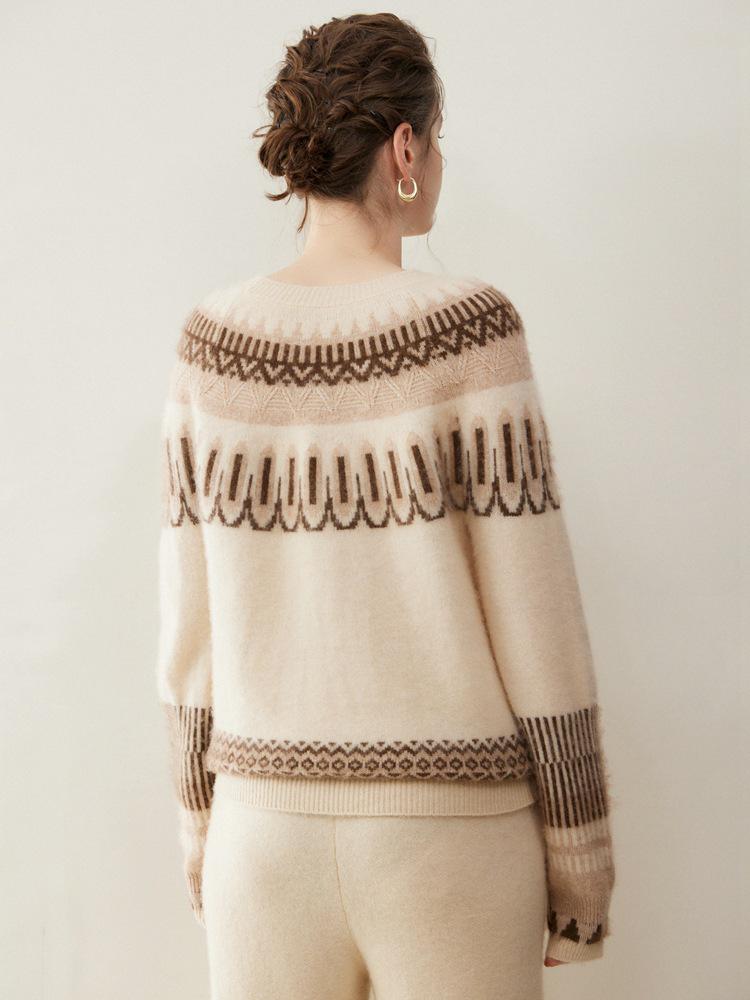 Artistic Retro Fair Isle Cashmere Sweater: 2025 Autumn/Winter Collection, Round Neck, Thick Knitwear, Loose Fit Fashion Base Layer