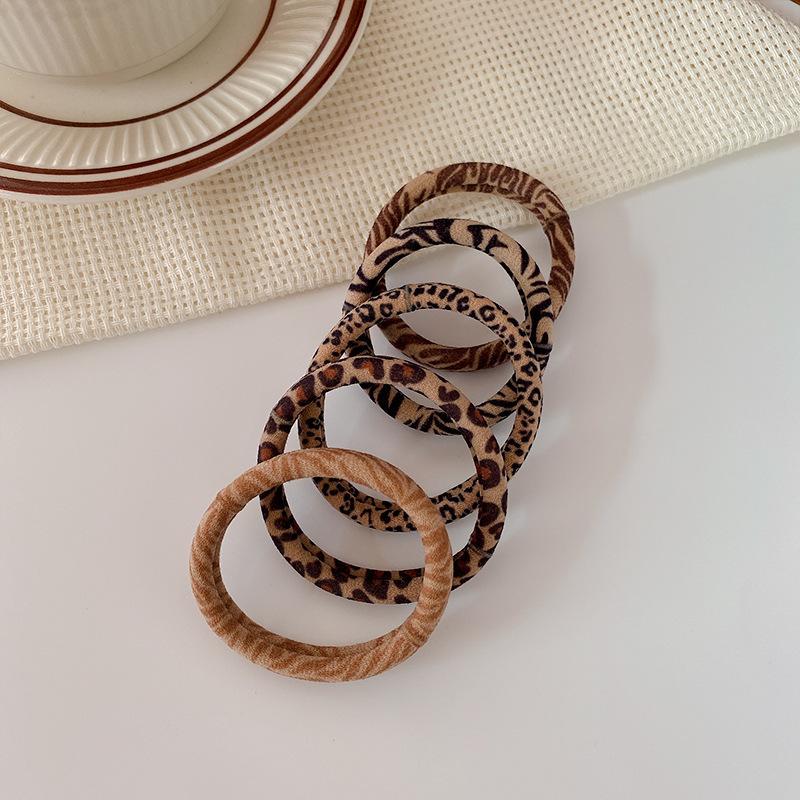 Retro-Leopardenmuster Haargummi einfacher hoch elastischer Handtuchring basic mit Kopfhautband gebunden ohne Beschädigung der Haare Pferdeschwanz