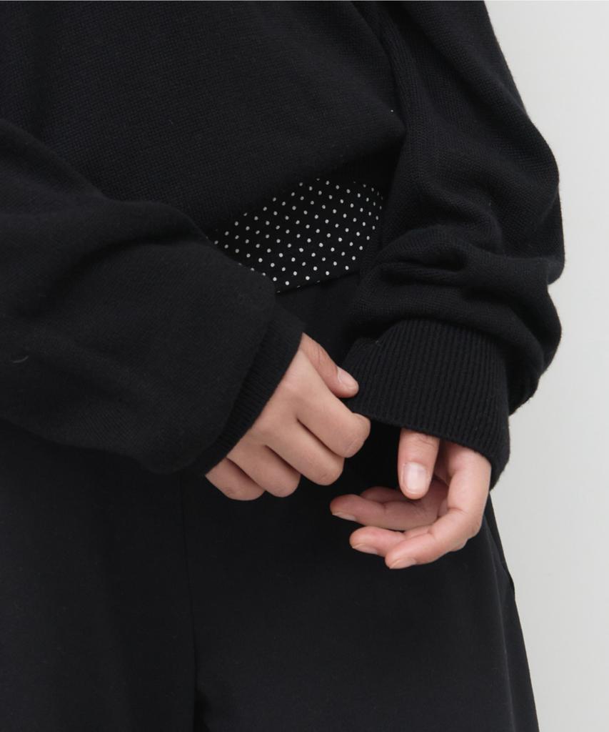 GBH APPAREL Loose V-Neck Knit / Black
