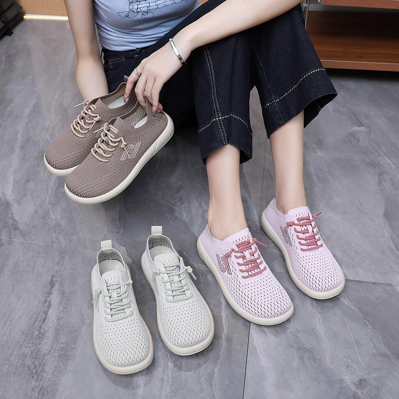Shoes women's new casual, comfortable and lightweight women's single shoes fly-woven not tired feet breathable mesh flats