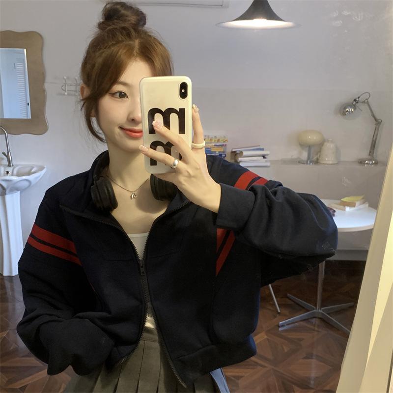 Women's Stand Collar Long Sleeve Zip Up Sweatshirt Cropped Fit Casual Jacket Vintage Fashion Top
