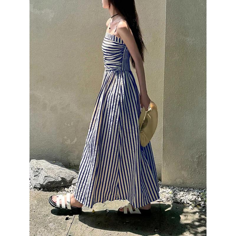 Vertikal gestreiftes Kleid Spaghettiträger Bandeau Schulterfrei Raffung in der Taille A-Linie Mit Taschen Sommerlich Lässig Strandurlaub Damen Langes Kleid