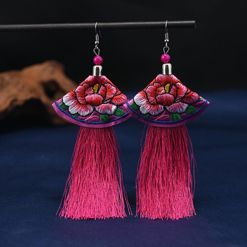Embroidery fabric tassel earrings long retro flowers Yunnan Lijiang dance performance women's cheongsam earrings