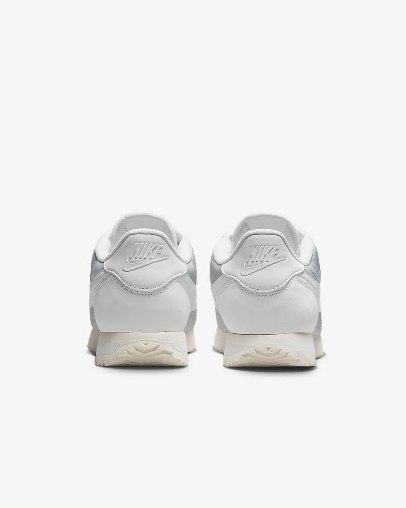 HM8286-001 Nike Cortez Platinum Tint Floral (Women's)