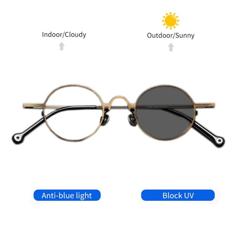 2022 Ultralight Retro Small Round Frame Pure Titanium Glasses Brand Design Photochromic Anti-Blue Light Reading Glasses For Men