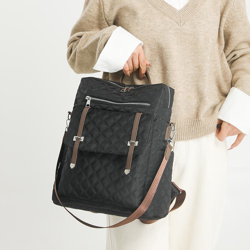 Quilted Women's Large Capacity Outdoor Backpack