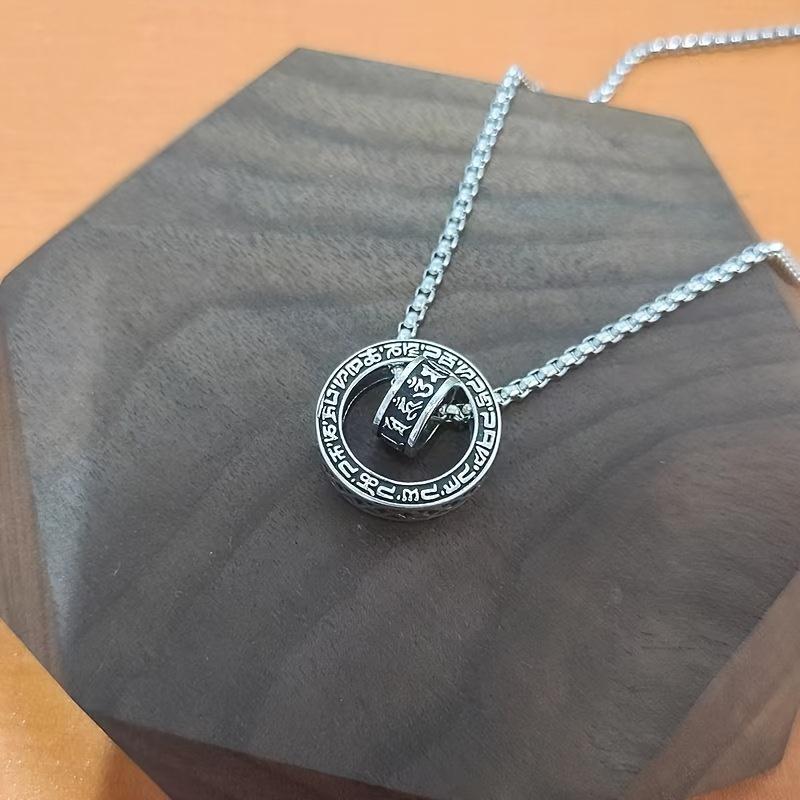 A set of double-ring pendant necklaces with six artistic and fashionable words is suitable for both men and women as a personalized and versatile