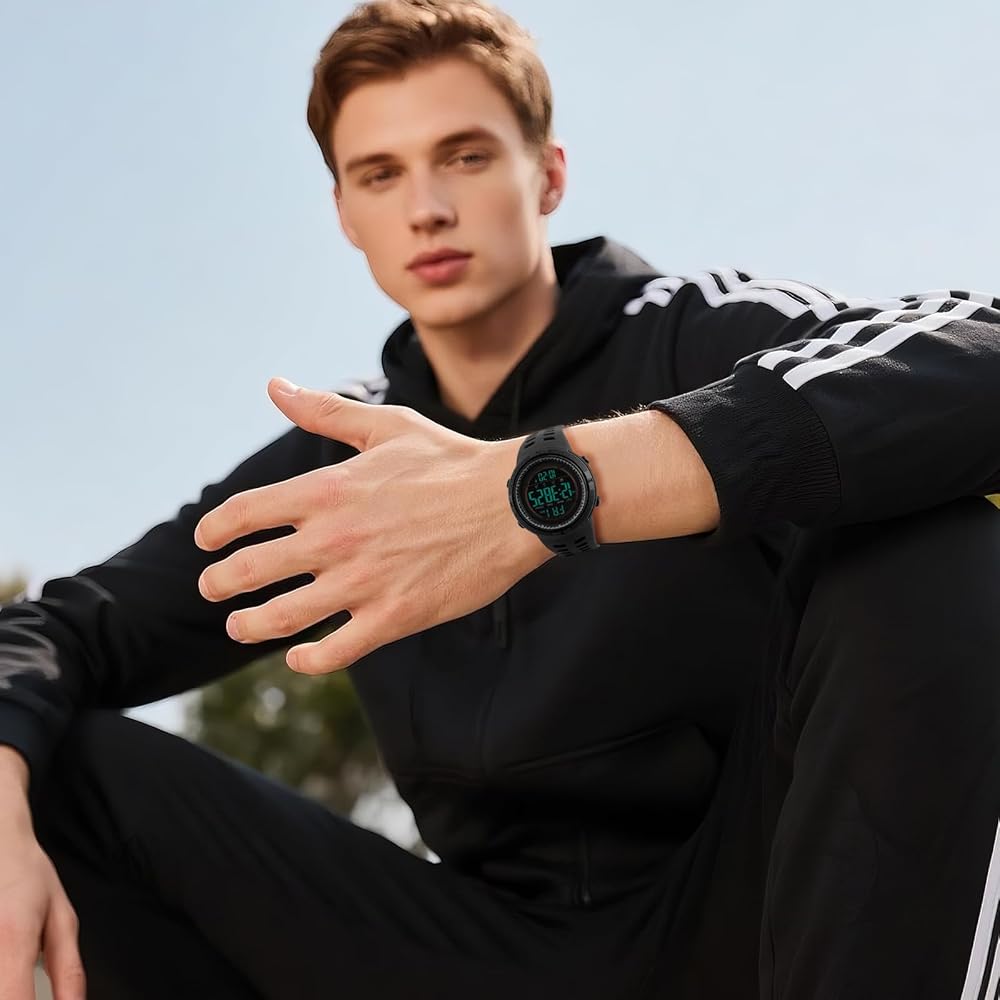 Outdoor Men's Digital Watch Silicone Waterproof Large Numbers Luminous Calendar Function Sports Style Black