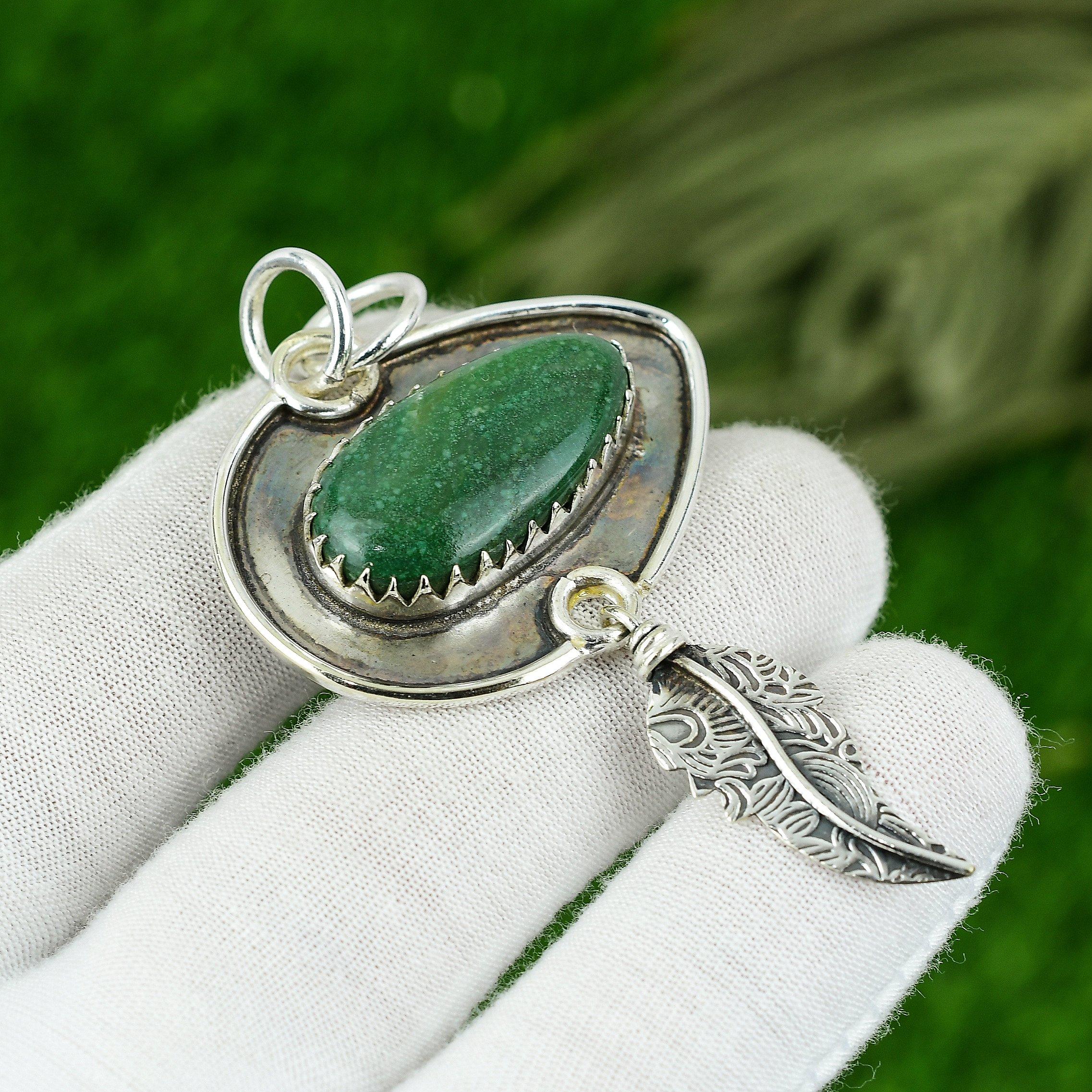 

Womens day Deal Sterling Silver Green Aventurine Gemstone Bezel Pendant Jewelry