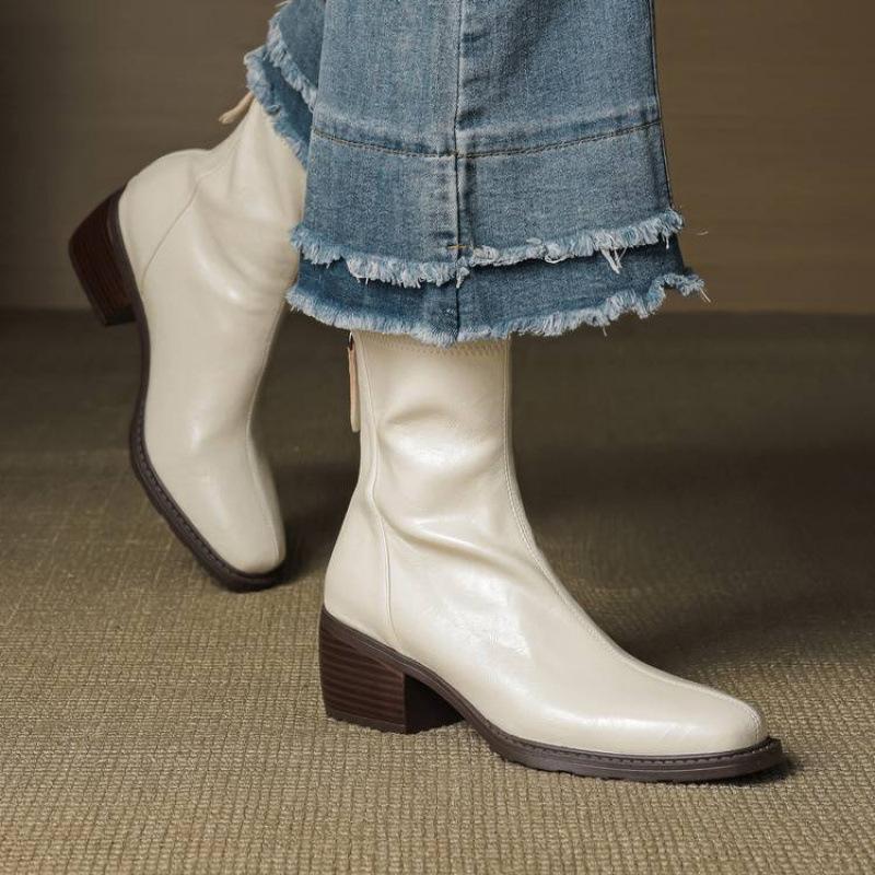 New Versatile and Comfortable Rear Zipper Martin Boots Solid Color Leather Large Size Leather Boots Square Heel Women's Boots Autumn and Winter Mid-tu