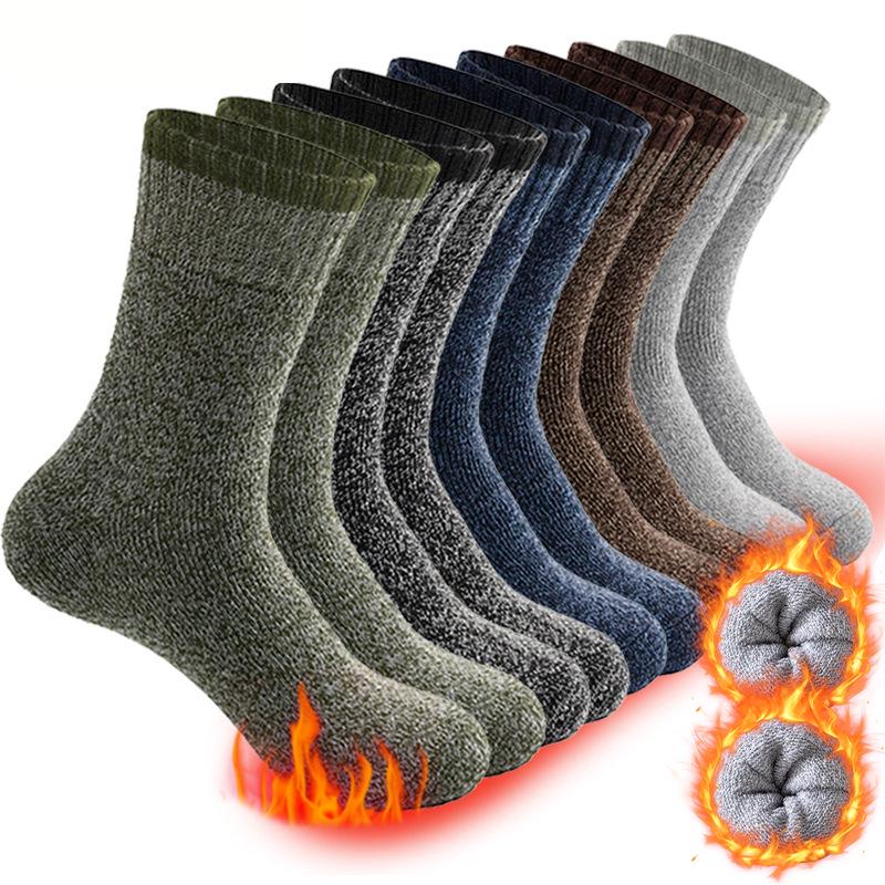 Men's Thick Warm Mid-Calf Winter Socks for Outdoor Mountaineering