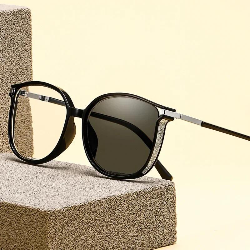 Fashion Trendy Ladies Photochromic Reading Sunglasses Blue Light Blocking Finished Men'S Prescription Far Sight Eyewear Diopter