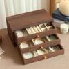 Elegantní vícevrstvá dřevěná šperkovnice s velkou kapacitou na náhrdelníky, náramky a prsteny