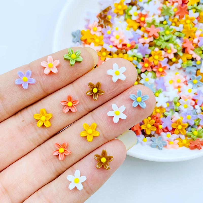 100 Pcs New Cute Mini Kawaii Color Little Goldfish Resin Figurine Crafts Flatback Cabochon Ornament Jewelry Making Hairwear K38