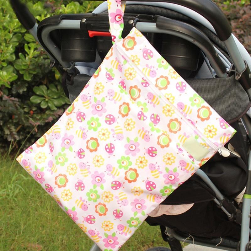 Mummy Diaper Bag Reusable Waterproof Cloth Diaper Bag with Double Pocket & Handle Diape