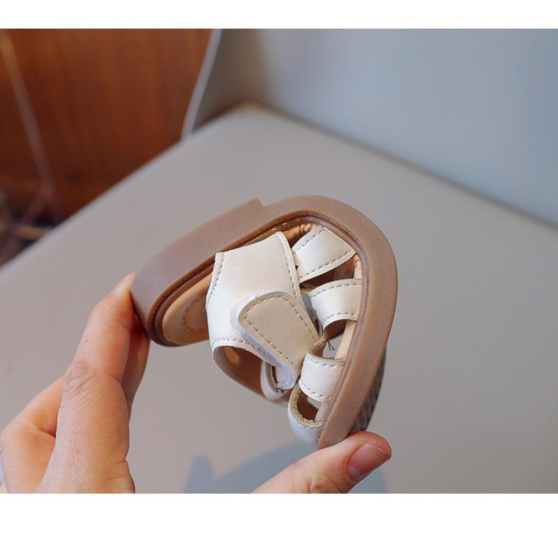 Spring-summer New Style Baby Girls' Sandals, Embroidered Closed-toe Soft Sole Sandals for Little Girls, Chinese-style Sandals, Girls' Princess Shoes