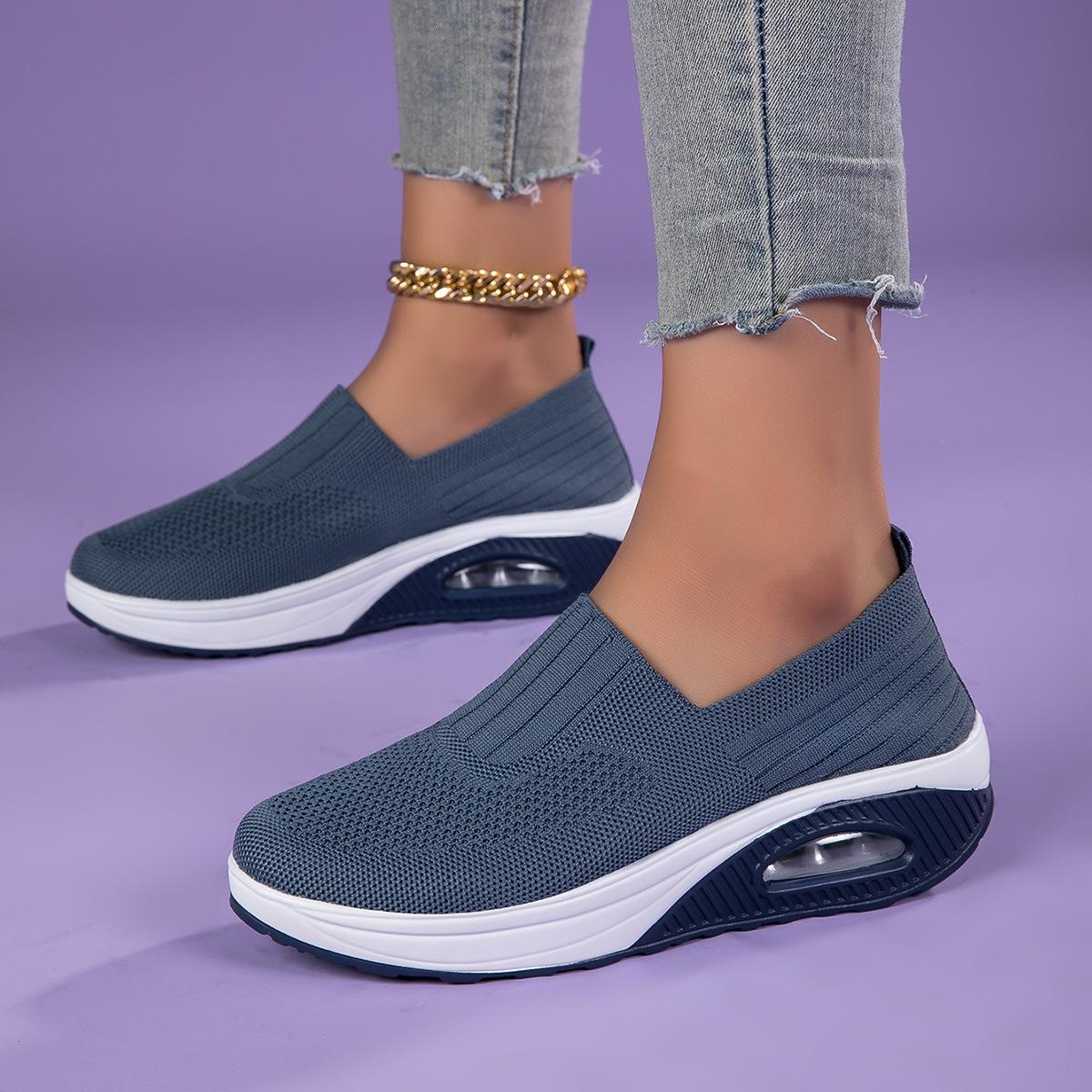 

Breathable air cushion heightens thick-soled sports and leisure flying flag Yaoyao shoes kick outdoor mesh 45 темно-синий