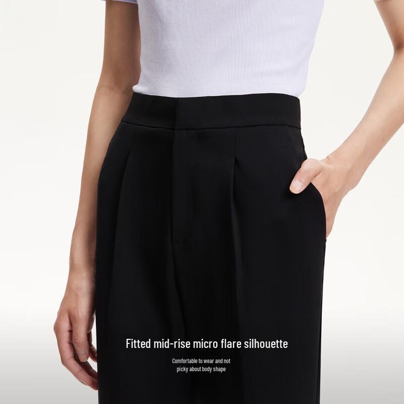 VEROMODA Women's Slit-Hem Flare Cropped Pants