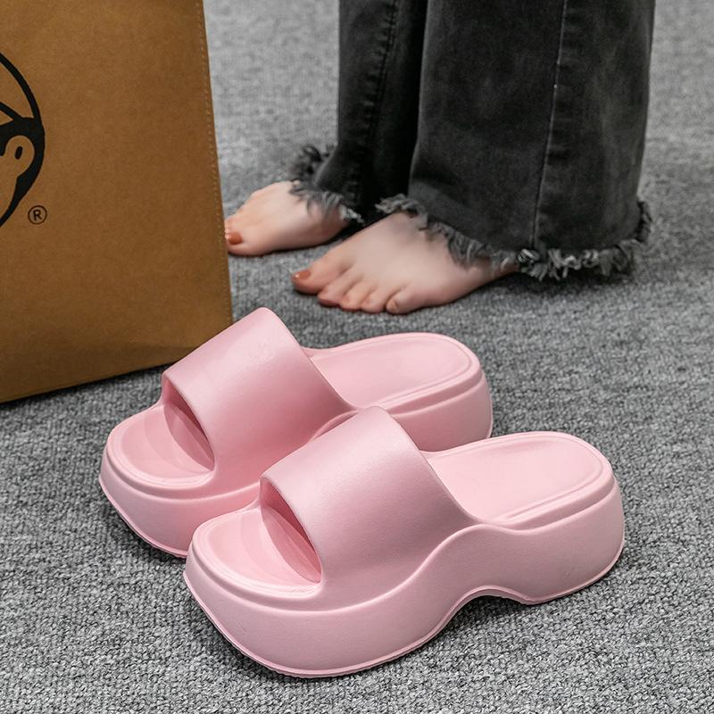 Fashion Women's Chunky Slippers Fashion Casual Vacation Beach Shoes Light EVA Soft Sole Slippers for Women Non-slip Platform Sandals2025