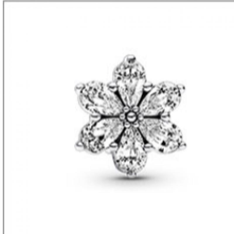 Pandora Sparkling Herbarium Cluster Charm 792623c01