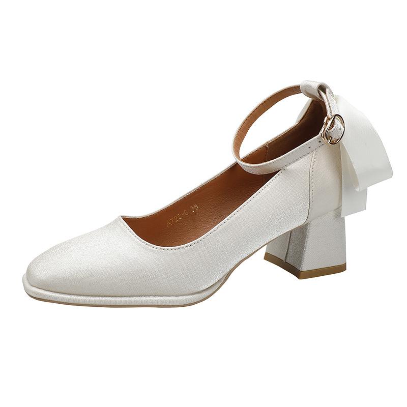Red wedding shoes bride shoes 2025 new women's shoes medium heel white bridesmaid shoes bow square head thick heel high heels