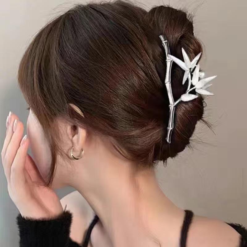 Pinza a morsetto in metallo ad alto livello con fiocco per capelli 2024 per donna: Pinza per Capelli a Forma di Squalo, Grande, Elegante, Stile Freddo, per la Nuca
