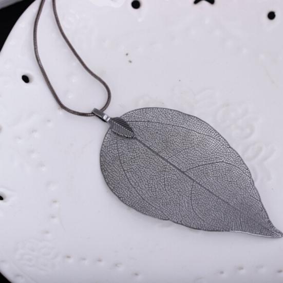 Women Hollow Leaf Pendant Long Chain Necklace Fashion Jewelry Accessory Gift