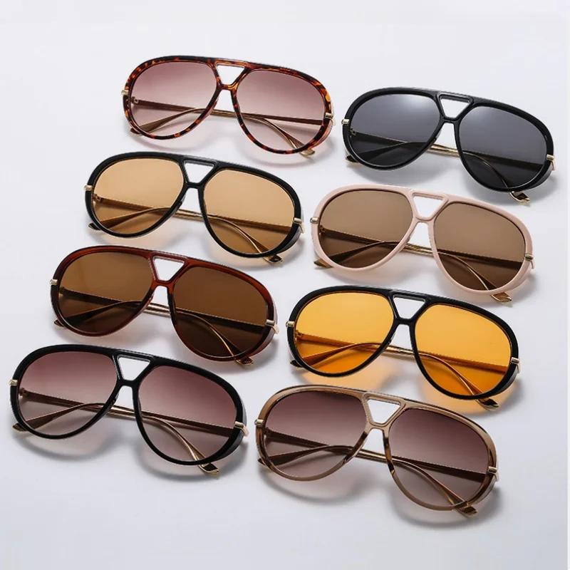 Nuovi Occhiali da Sole Rotondi alla Moda per Uomo Donna Montatura Lusso Retro Doppio Ponte Lenti UV400 Occhiali