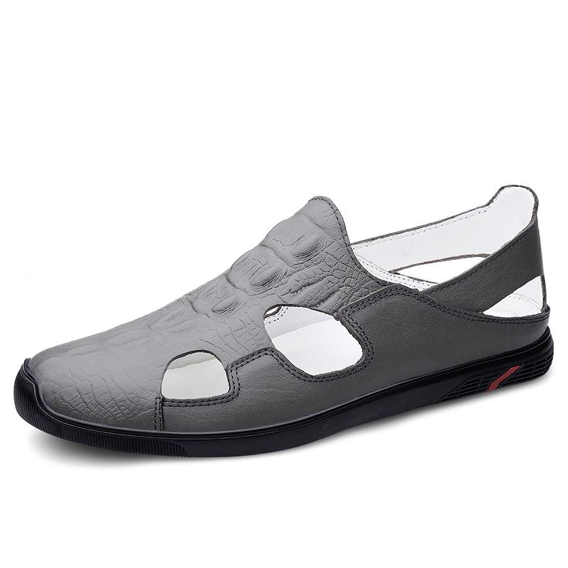 Classic Leather Mens Sandals Outdoor Handmade Men Sandaly New Hollow Out Man Beach Leather Shoes Breathable male Summer Flats