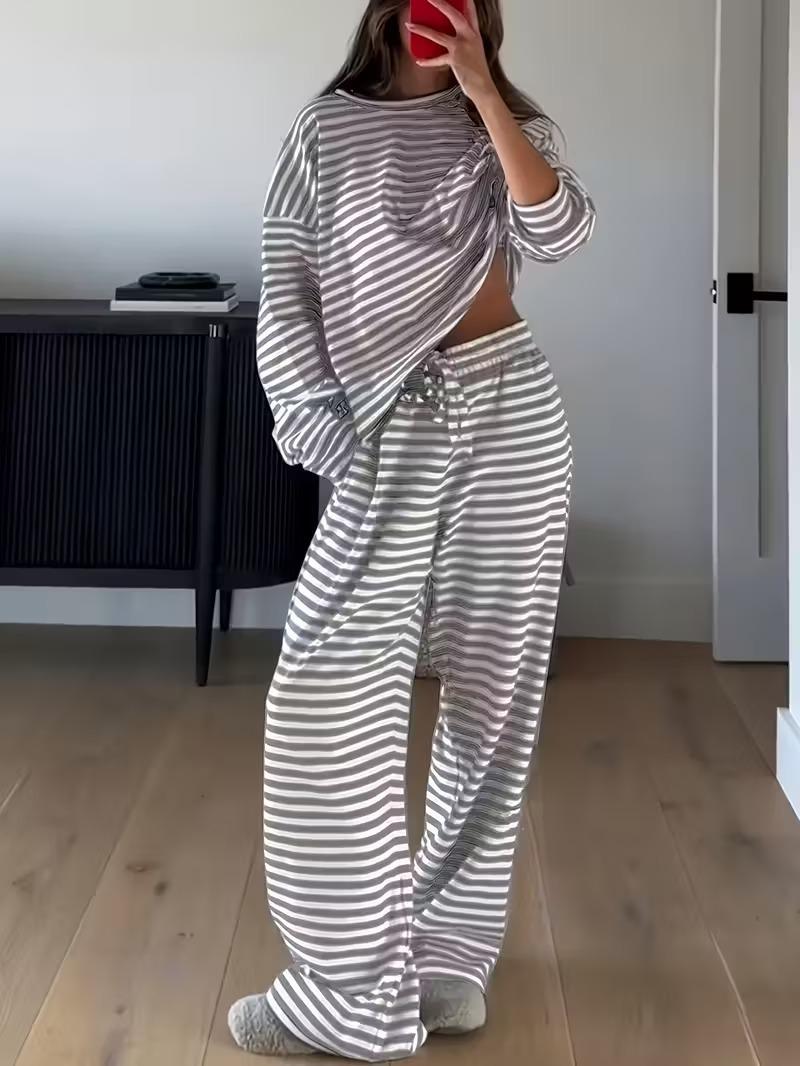 Women s Striped Two-Piece Suit - Autumn/Winter Collection L серый