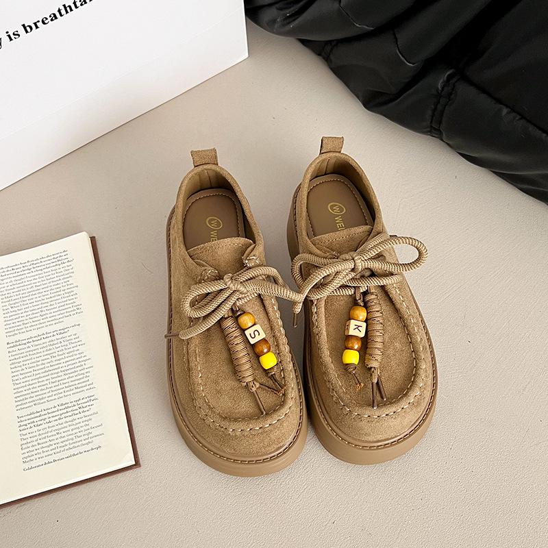 Women's Beaded Decoration Retro Commuter Thick Bottom Height Increase Comfortable Lightweight Enhance Temperament Retro Not Tired Feet Casual Sneakers