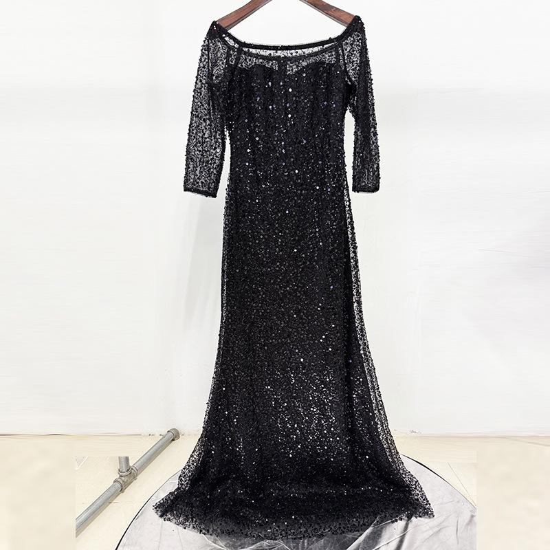 European & American Celebrity Off-Shoulder Evening Gown with Heavy Beading & Sequins. Extra Large чёрный