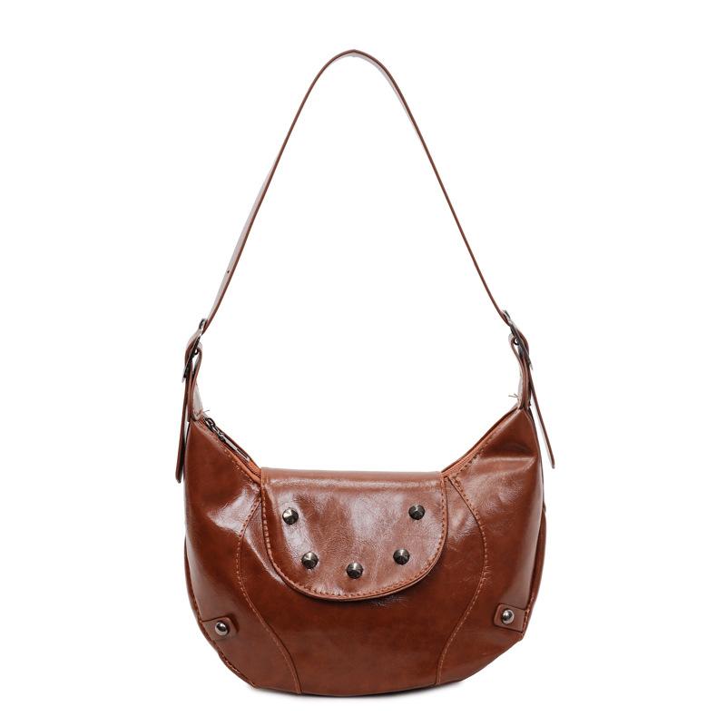 Trendy Rivets, High-end Texture, Large Capacity, Fashionable and Retro, Single-shoulder Crossbody, Underarm Dumpling Bag