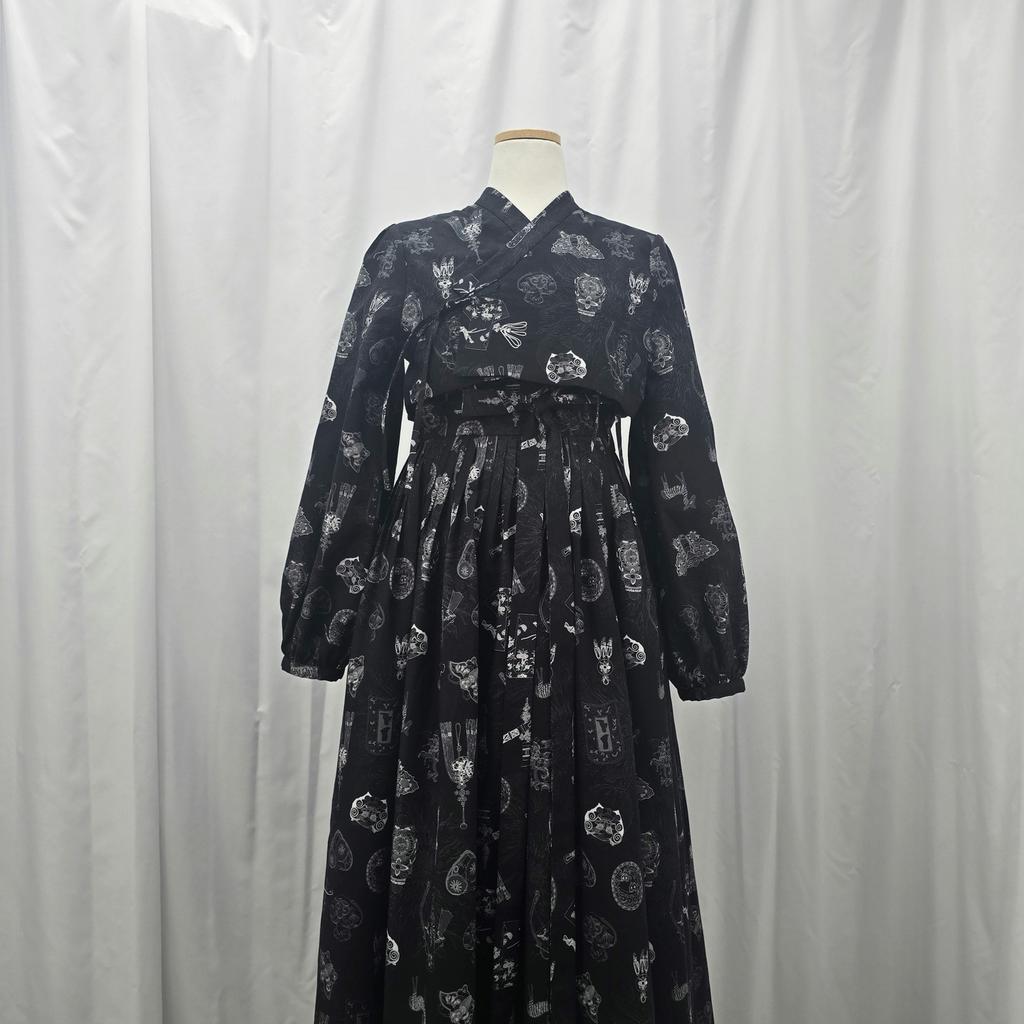 Jaqueta Hanbok Moderno Coreano com Manga Bufante.-preto