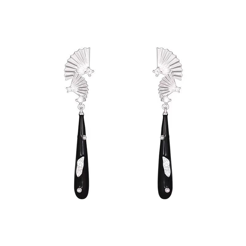 New Chinese Style Sweet Cool Long Fan-Shaped Pendant Drop Earring for Women Exaggerated Girl Gift Rock Jewelry