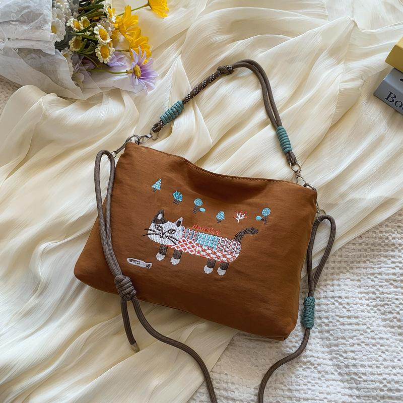 

2025 новая японская сумка через плечо, симпатичная рабочая сумка-мессенджер, женская сумка-тоут большой вместимости с принтом котенка коричневый