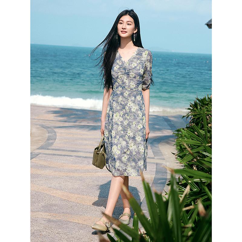 Jiuzi Anna Kou French Holiday Plant Printed Saro Wrinkled Waist Dress