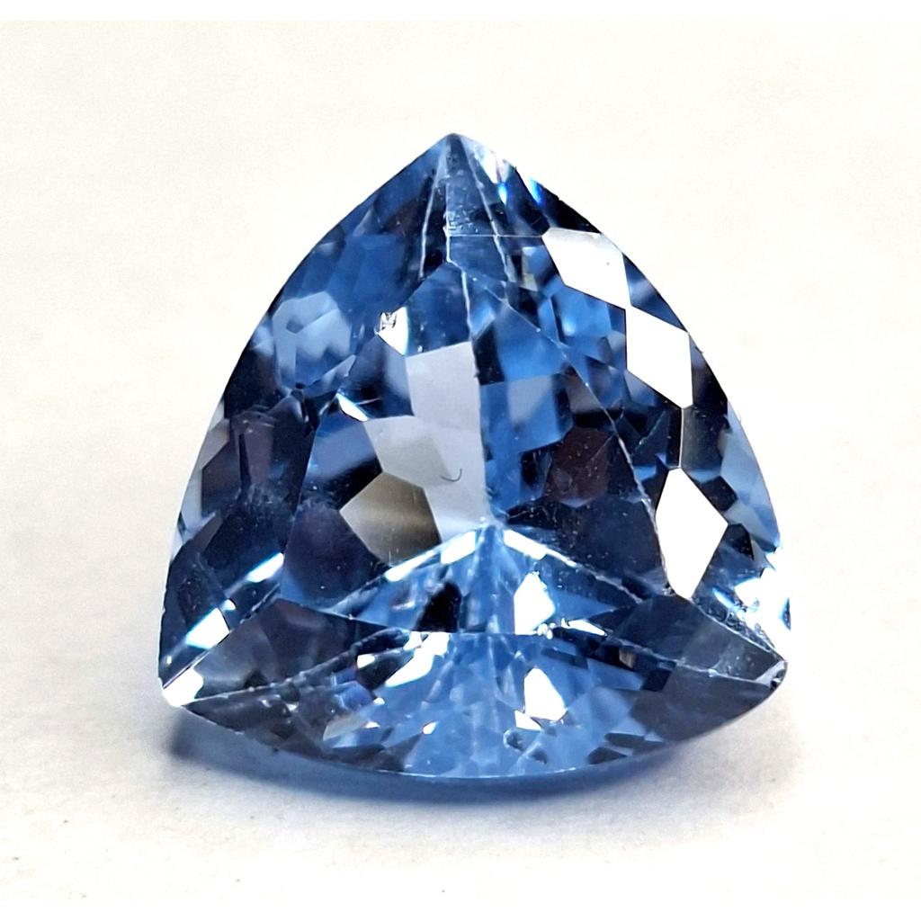 Beautiful Natural Blue Aquamarine 8-10 Ct Trillion Cut Certified Loose Gemstone
