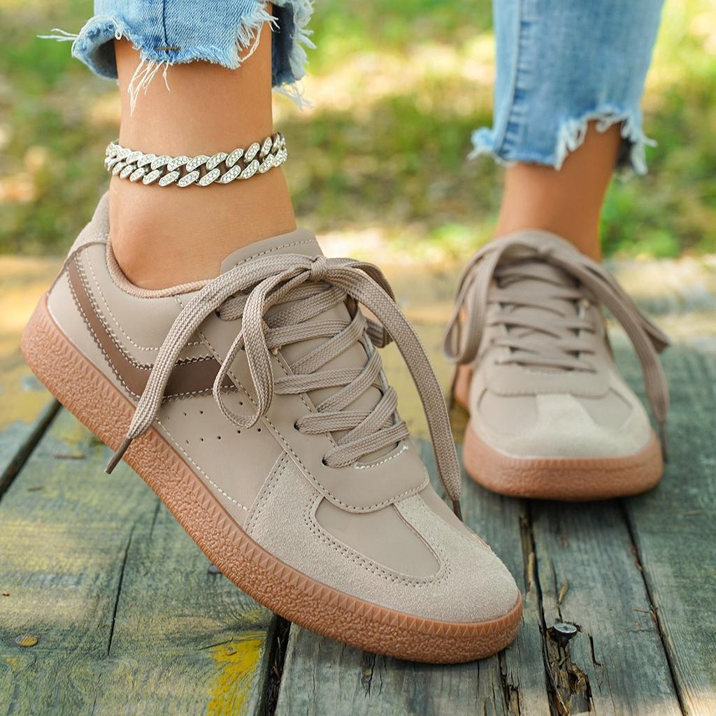 Fashion Women Casual Leather Sneakers Silver Lace-Up Athletic Flats Woman Non-slip Sports Breathable Tennis Running Shoes Baskets Femme