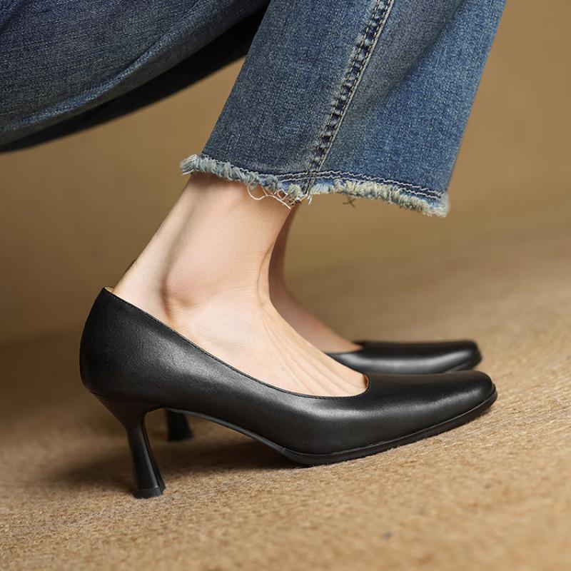 New Leather Women's Single Shoes, Comfortable Square Head, Four-season Wear Women's Shoes, High Heels, Small Leather Shoes, Thin Heels, Beef Tendon