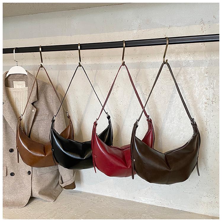 Niche Women's Retro Large Capacity Single Shoulder Bag - Autumn 2025 Casual Square Underarm Bag