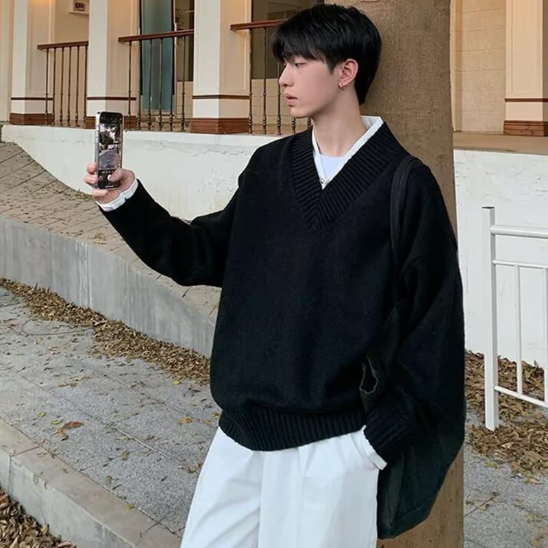 2025 Unisex Gray V-neck Hoodie: Trendy Casual Pullover, Long Sleeve, Pure Color for Early Autumn.