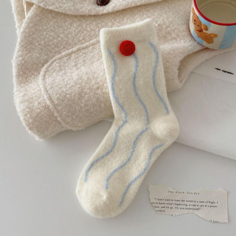 Autumn and Winter Cartoon Australian Fleece Thickened Warm Home Mid-tube Cute Plush Dog with Dotted Bow Embroidery Socks for Girls