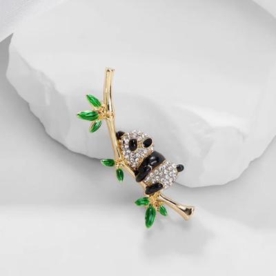 Female  Bamboo Panda Brooches For Women Luxury Gold Color Alloy Animal Brooch Safety Pins Jewelry Gift