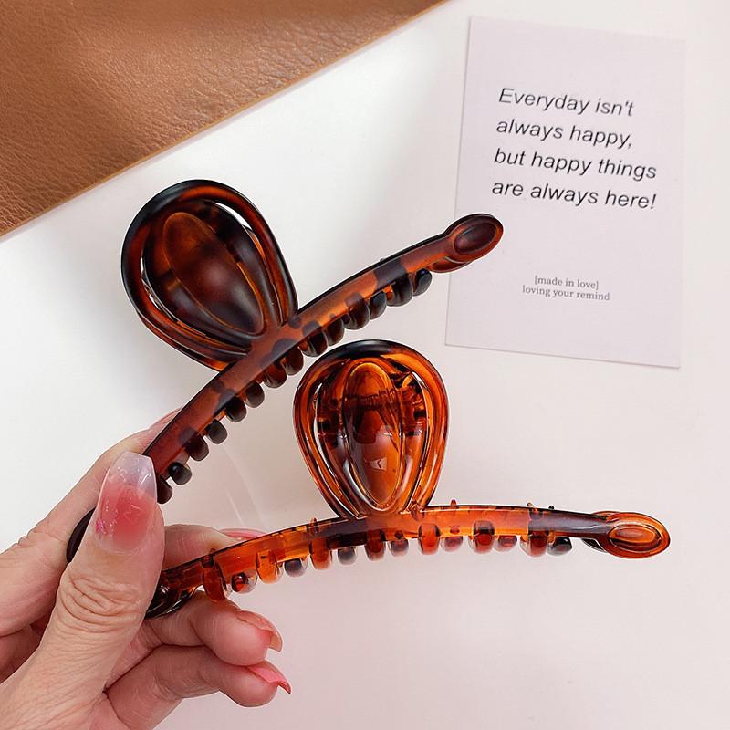 Stylish French Vintage Extra Large Hair Claw Clip For Women In Versatile Colors