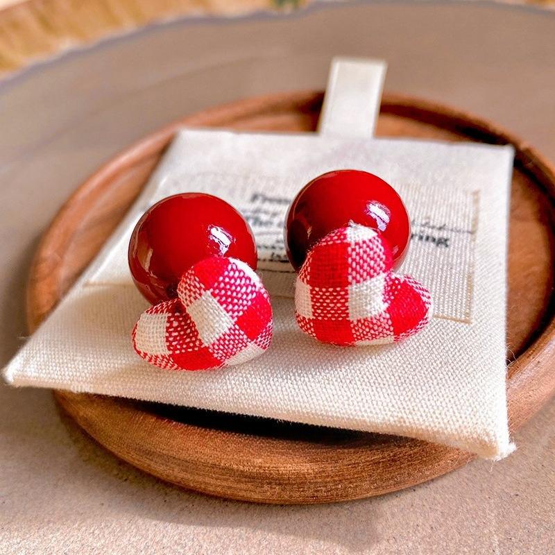 New Autumn and Winter Red and White Color Checkered Heart-shaped Earrings, Women's Sweet Temperament Daily Accessories Gifts