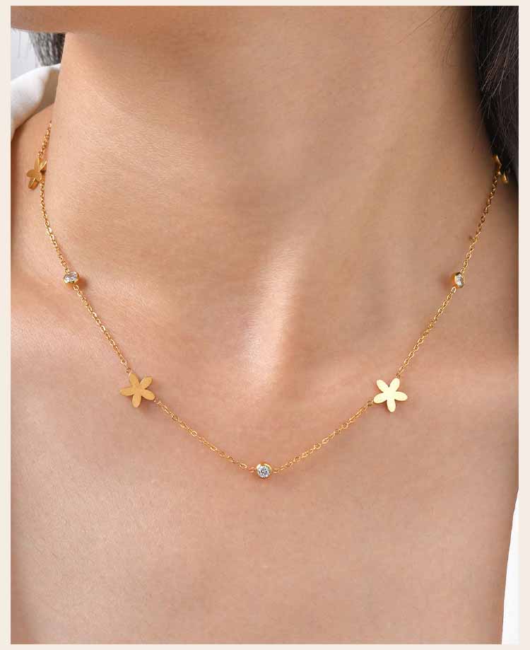 316L Stainless Steel Zirconia Heart Flower Chain Necklace, Women's Thin Link Clavicle Chain Choker,  Fashion Temperament Jewelry