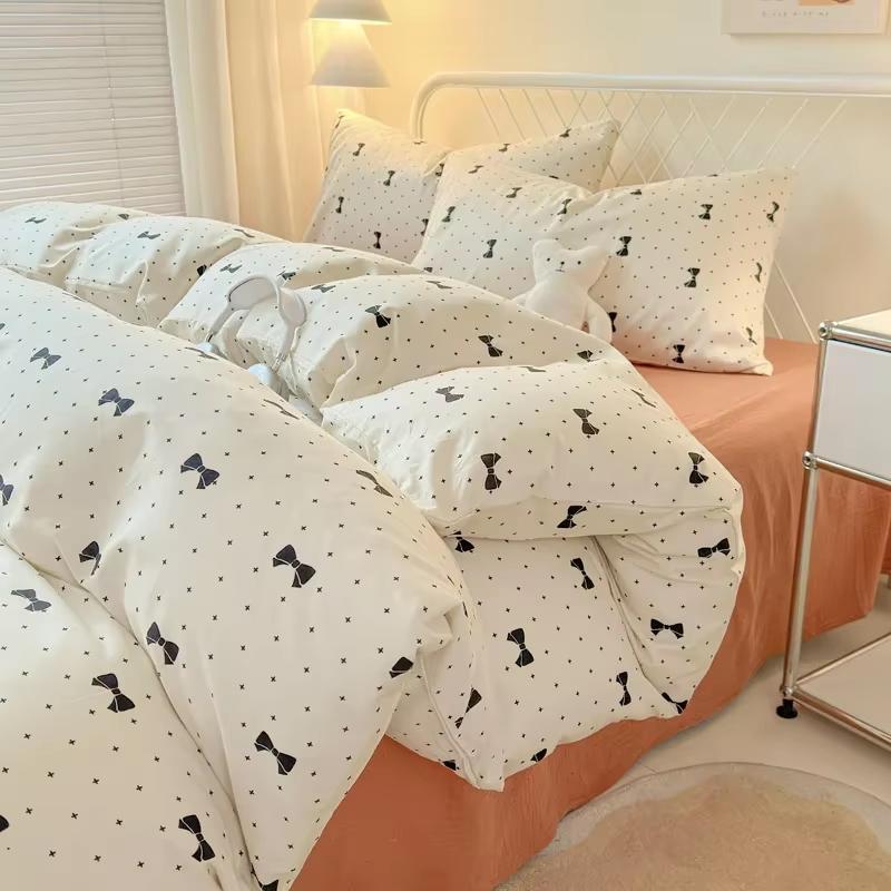 Queen Bedding Set Reactive Printed Bed Sheet Sets Washed Polyester Soft Duvet Cover Bed Sheet Pillowcase Cartoon Bedding Bed Set