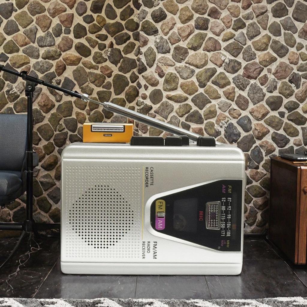 Retro Radio Auto Reverse Cassette Recorder Walkman AM/FM Radio Tape Player with Speaker DC Adapter Powered Model Built-in Mic