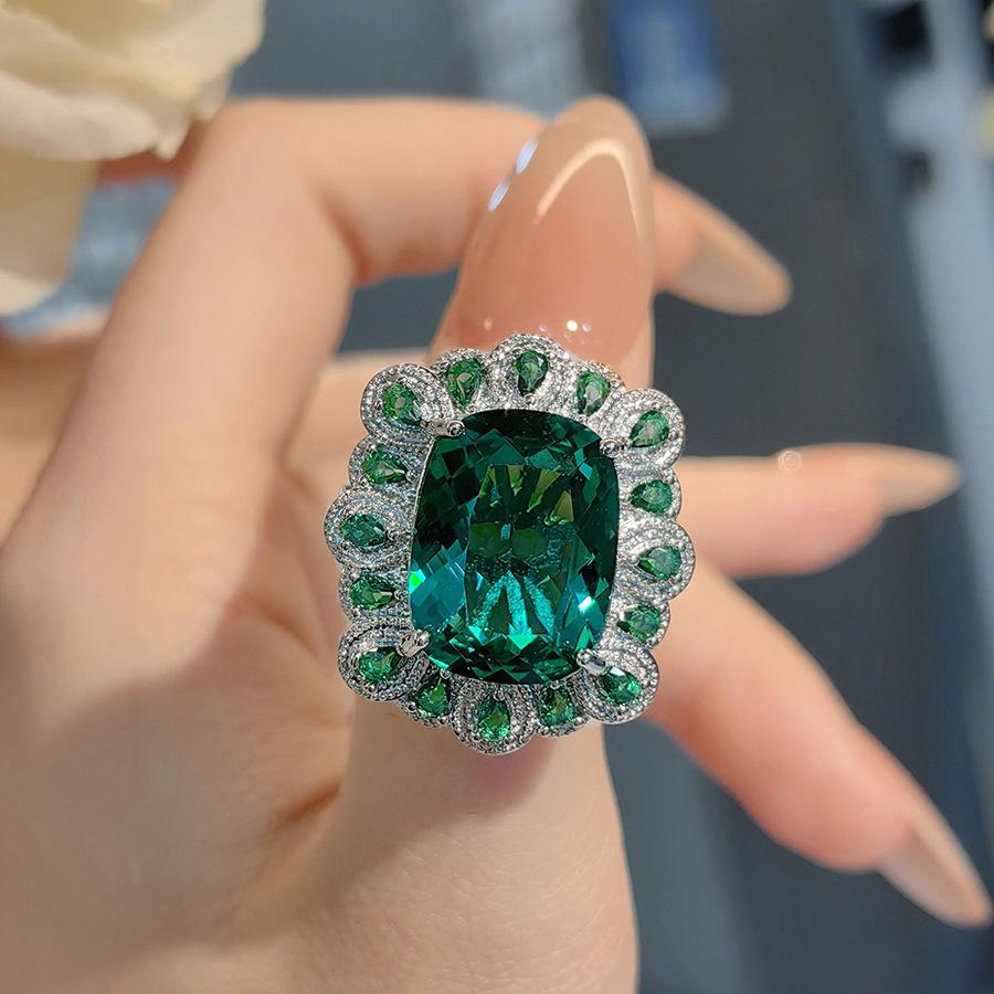 Simulation Royal Blue Treasure Pendant Necklace Pigeon Blood Red Earrings Set Emerald Female Stud Earrings Zircon Ring